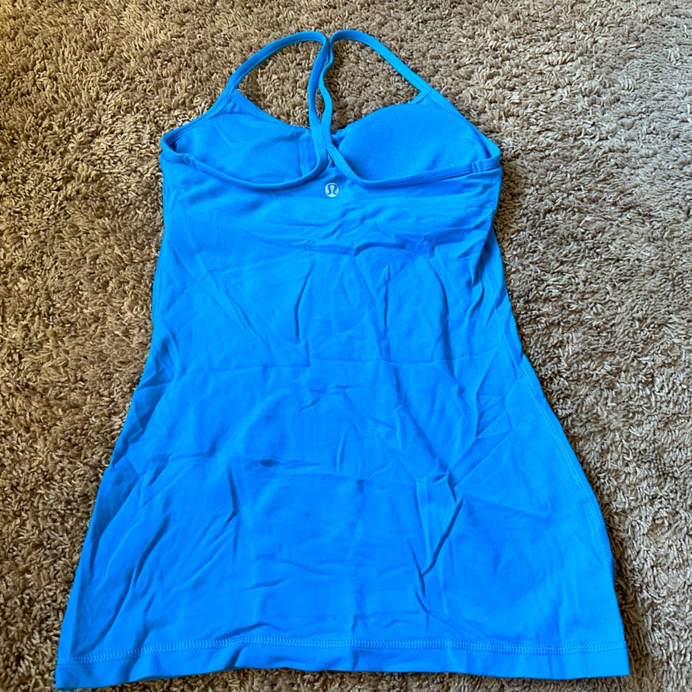 Lululemon twist-back yoga tank, size 4